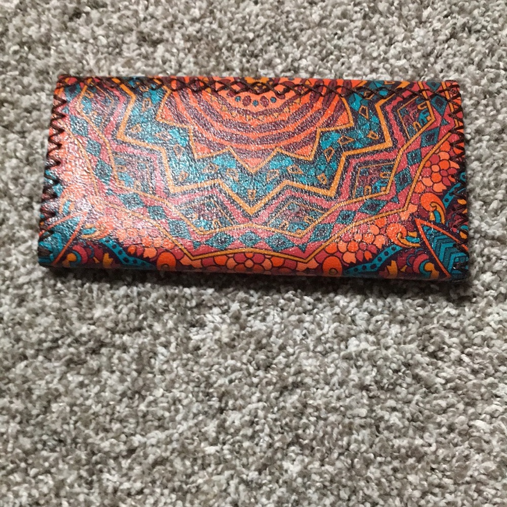 Patterned Wallet - Picture 4 of 4